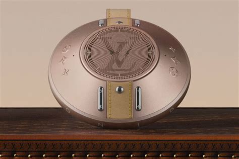 louis vuitton speaker bag
